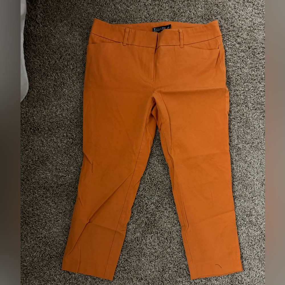 NYC Crop Dress Pants